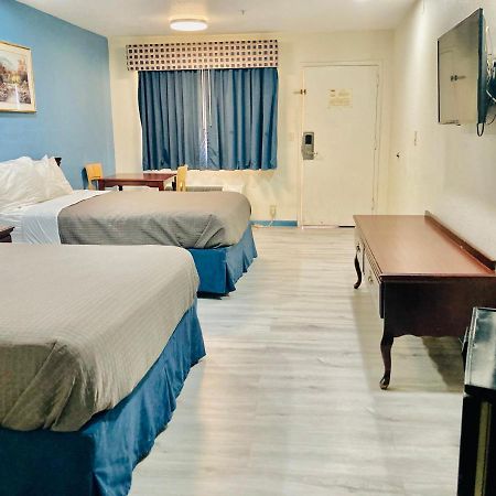 Americas Best Value Inn And Suites Houston/Northwest Brookhollow Esterno foto