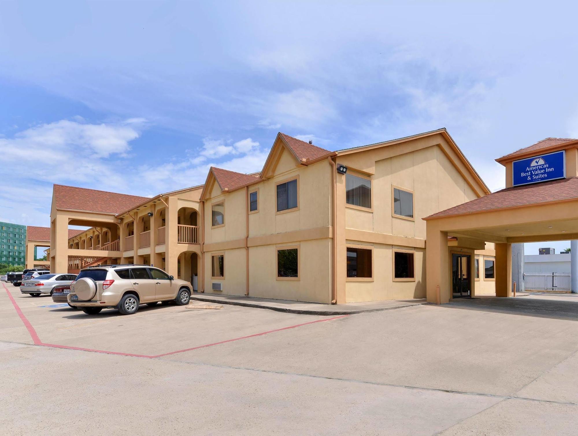 Americas Best Value Inn And Suites Houston/Northwest Brookhollow Esterno foto
