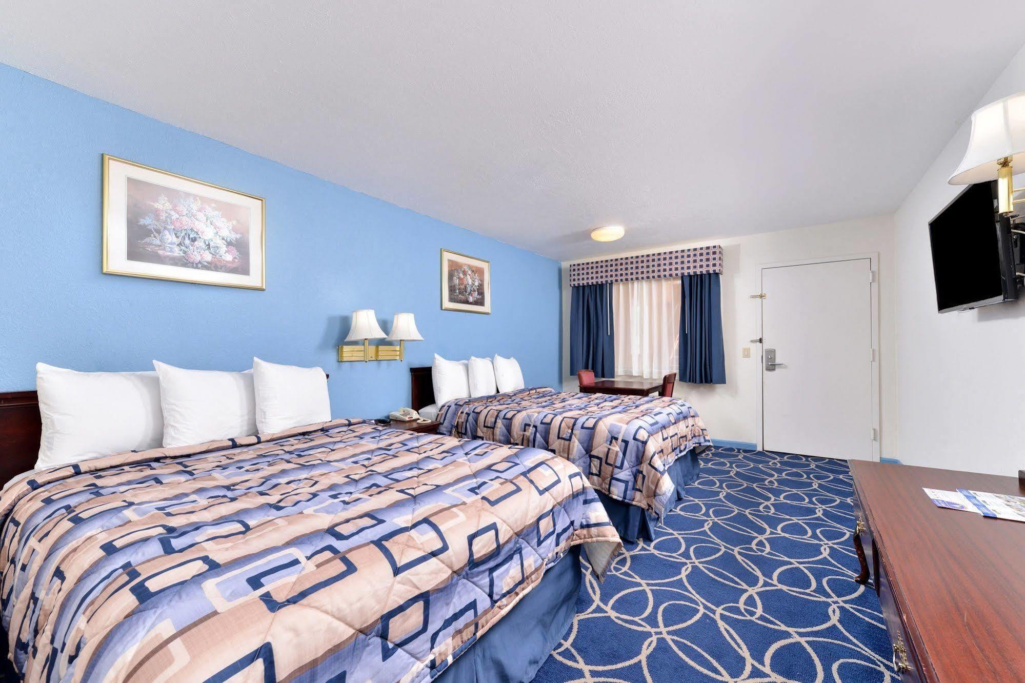 Americas Best Value Inn And Suites Houston/Northwest Brookhollow Esterno foto